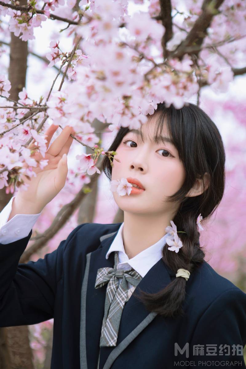 校园模特