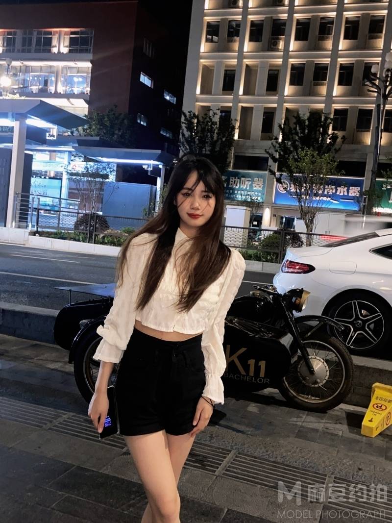夜景模特