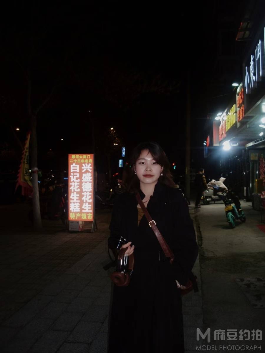 胶片模特