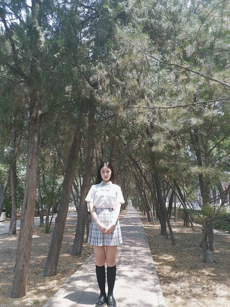 校园模特