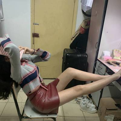 情绪模特