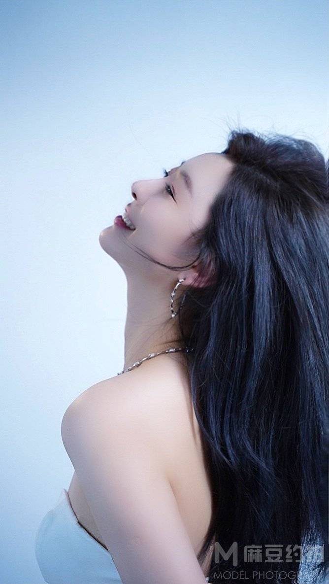 纪实模特