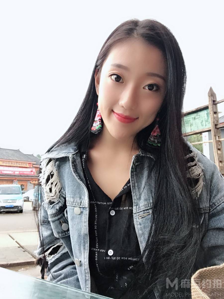 胶片模特