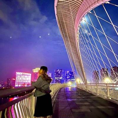 夜景模特