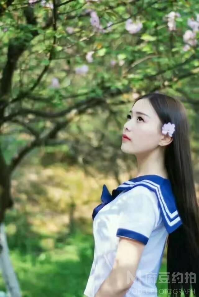 清新模特