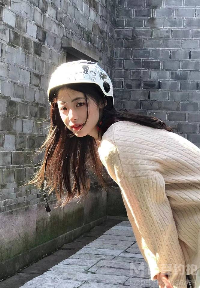胶片模特