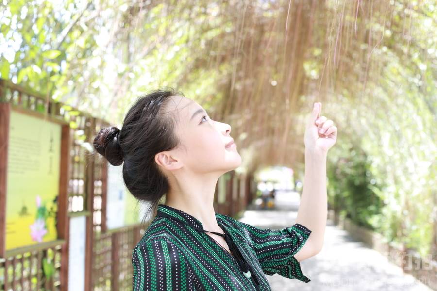 校园模特