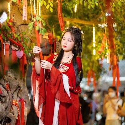 汉服模特