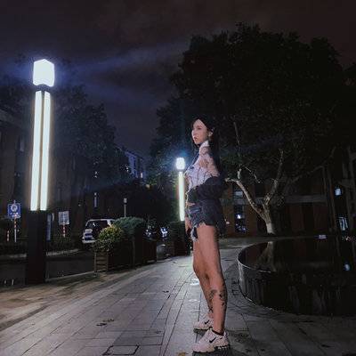 夜景模特