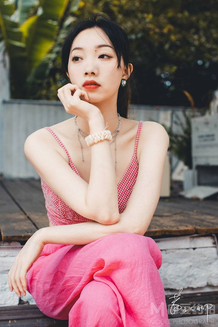 清新模特