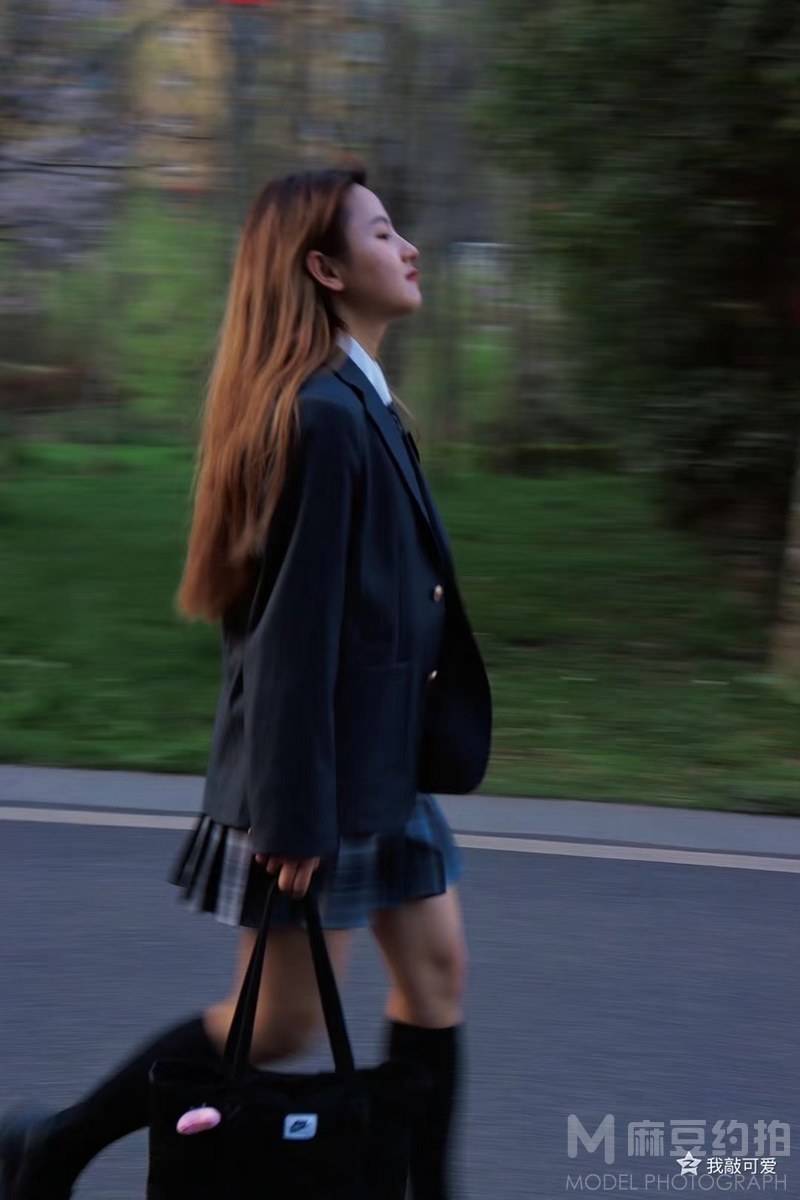 校园模特