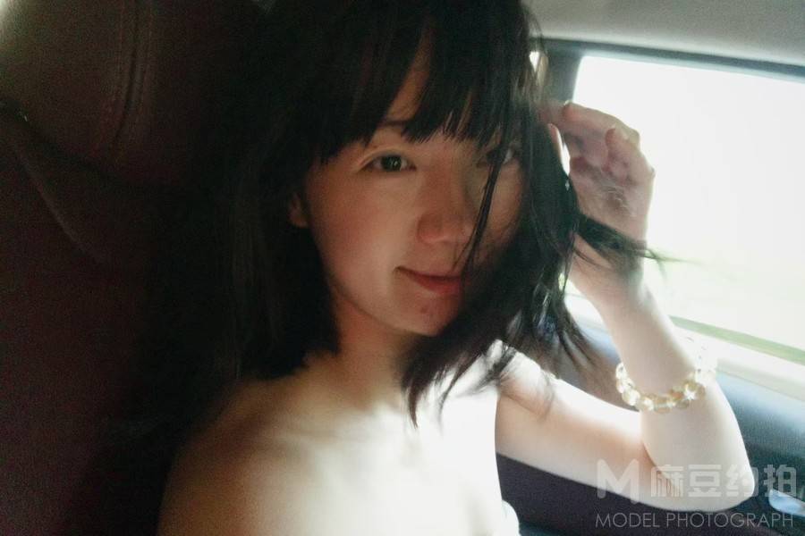 宝丽来模特