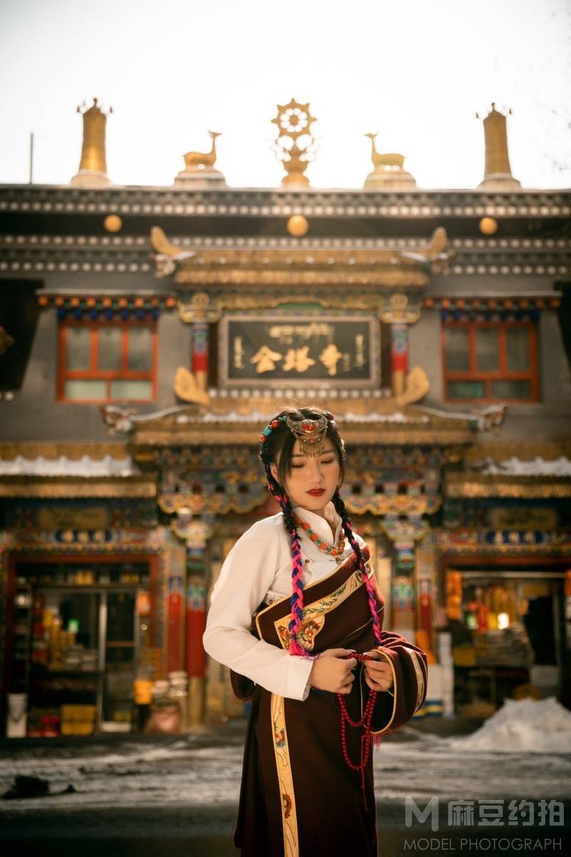 胶片模特