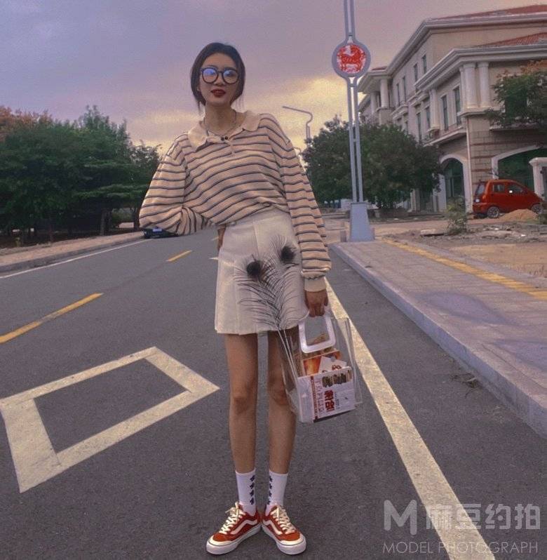 校园模特
