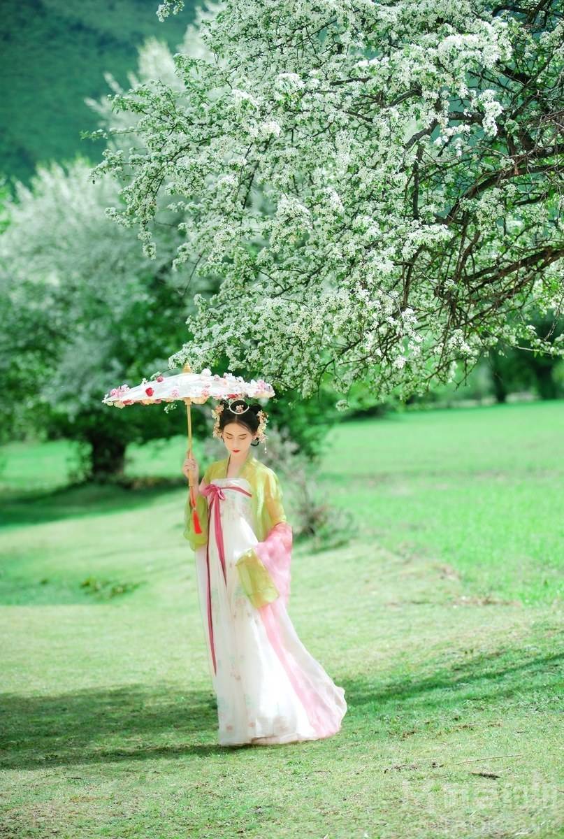 汉服模特