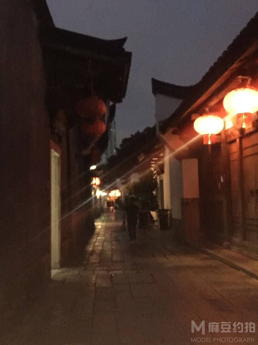 民国模特