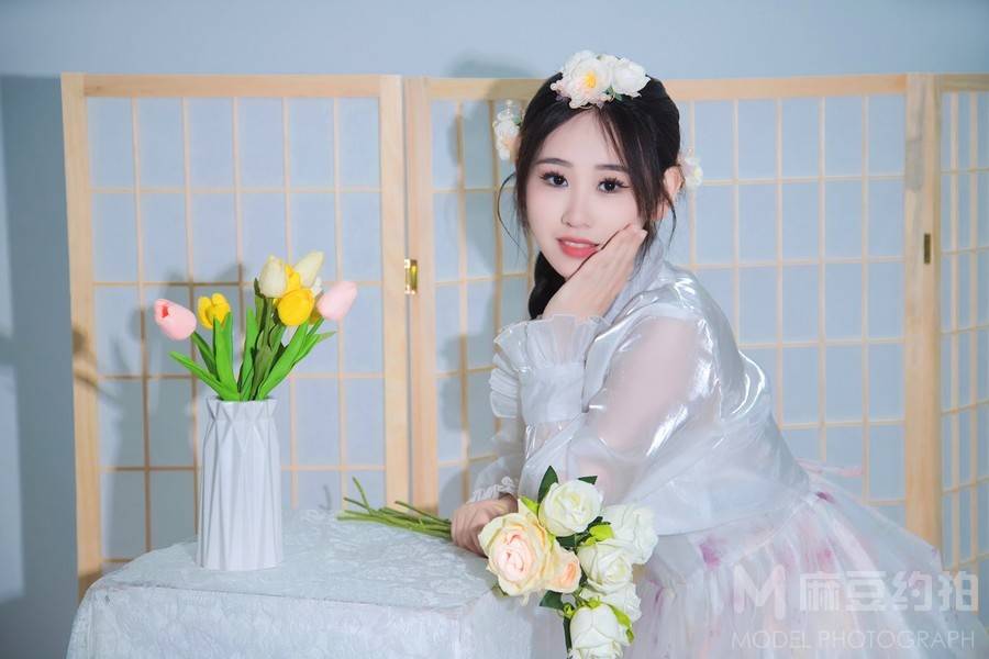 妆容模特