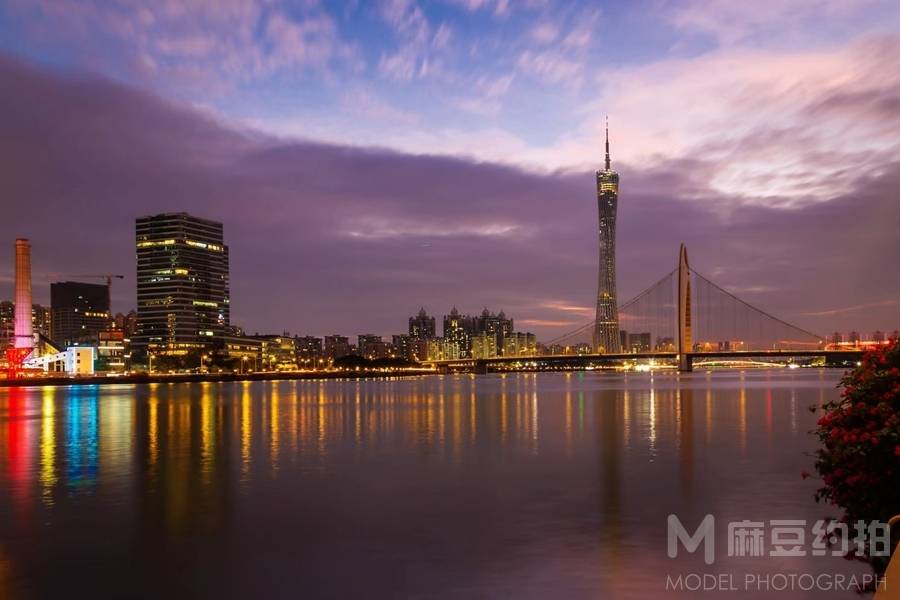 夜景模特
