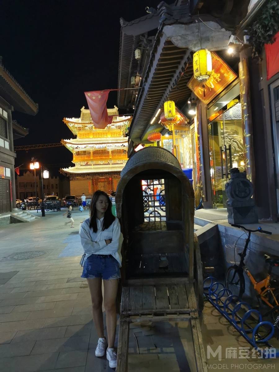 清新模特