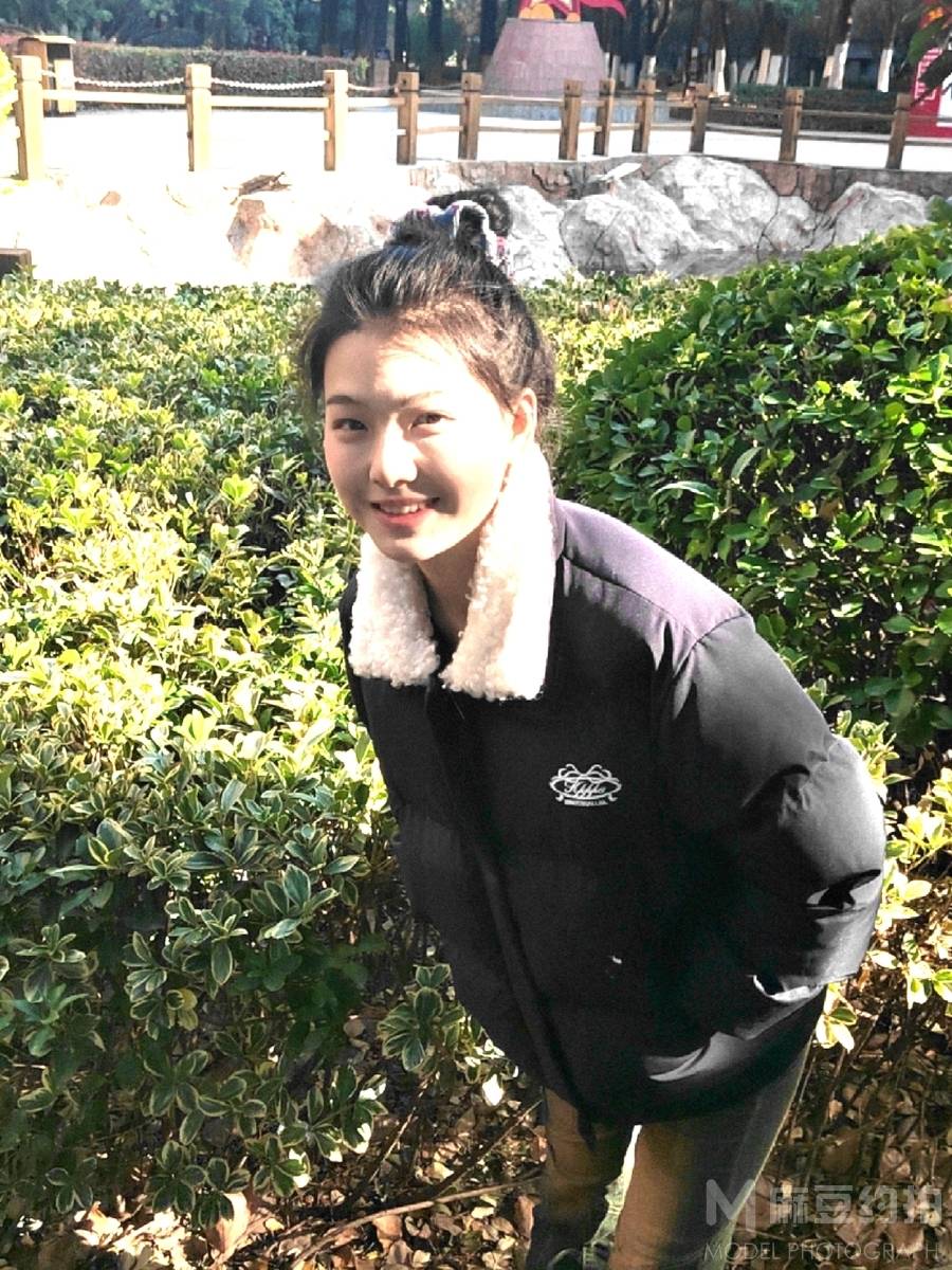 清新模特