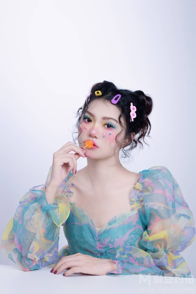 妆容模特