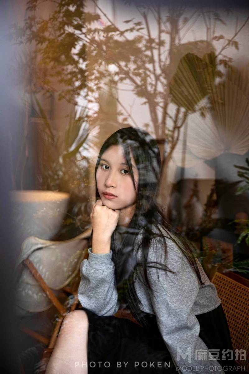黑白模特