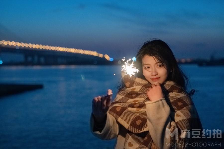 夜景模特