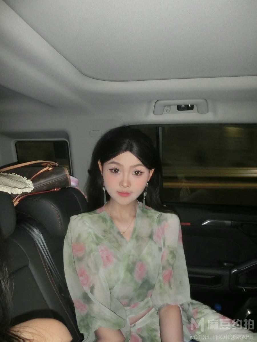 民国模特