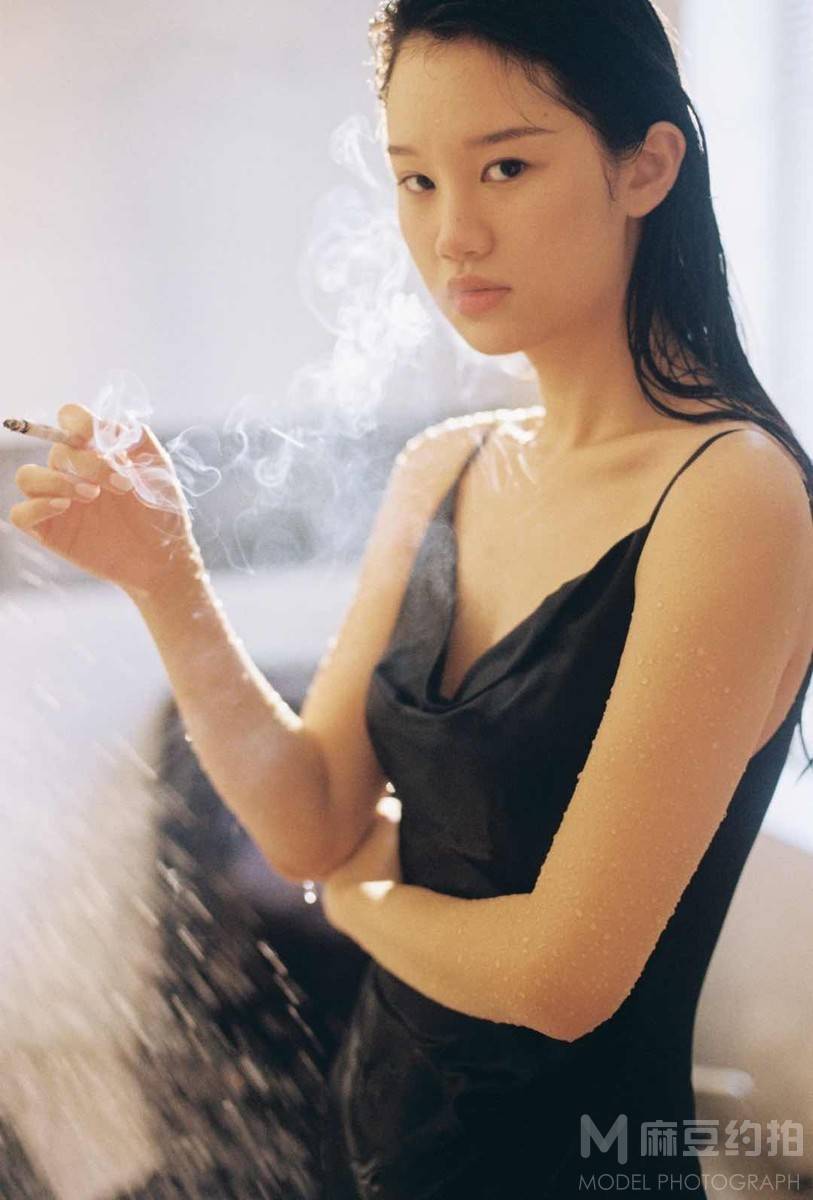 胶片模特