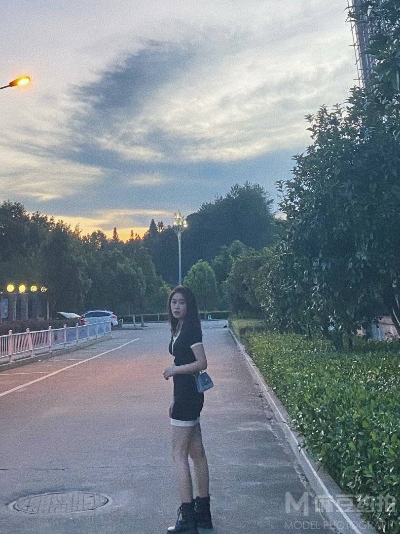 暗黑模特