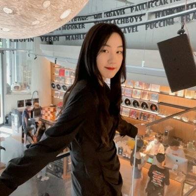 黑白模特