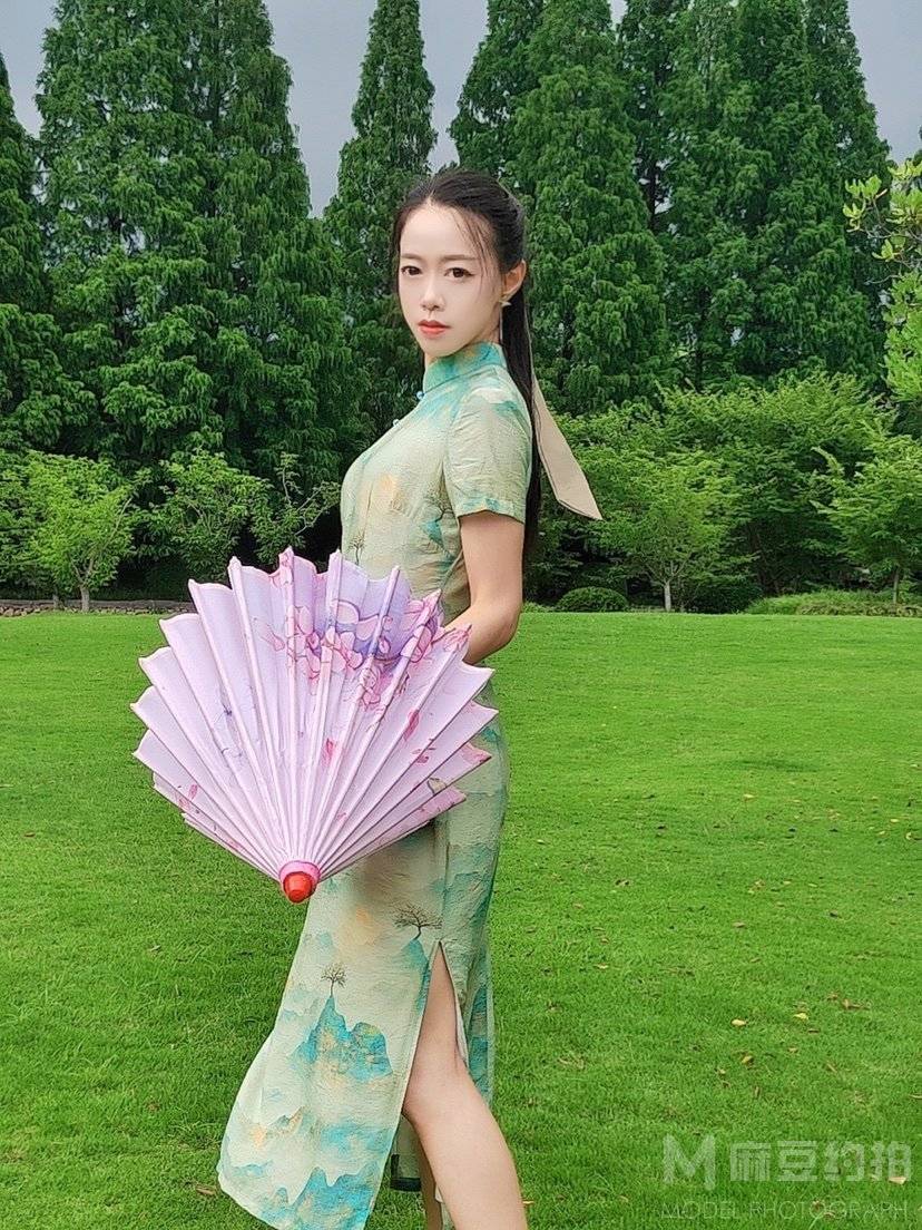 民国模特