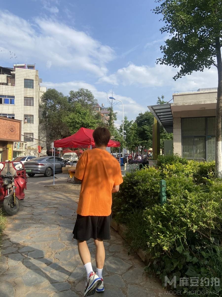 清新模特