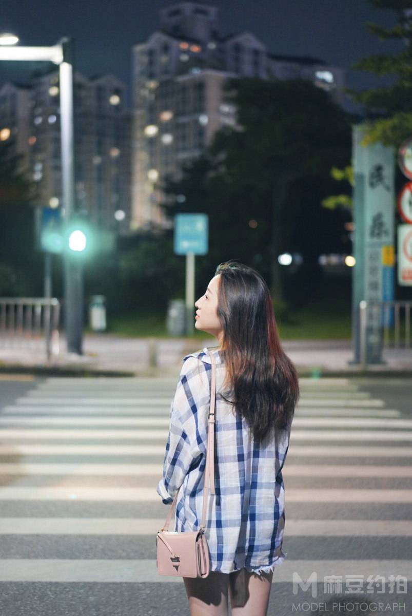 夜景模特