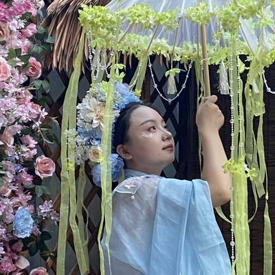 汉服模特