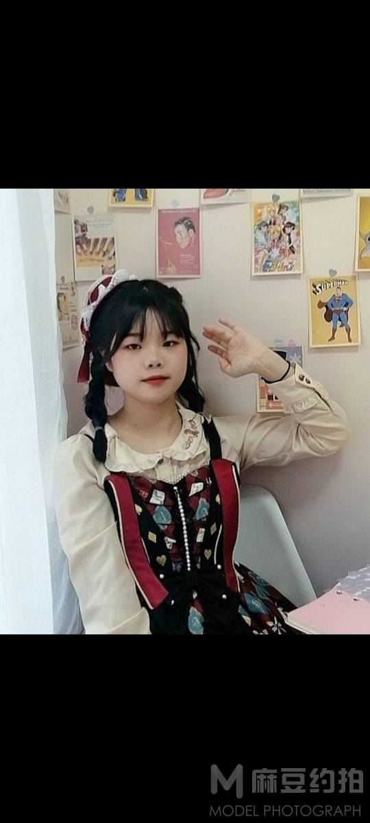 清新模特