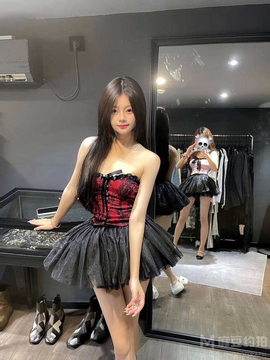 暗黑模特