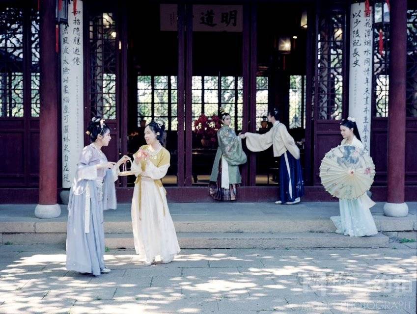 汉服模特