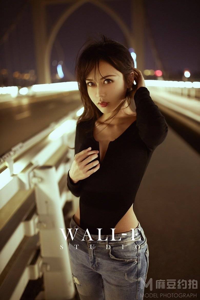 夜景模特