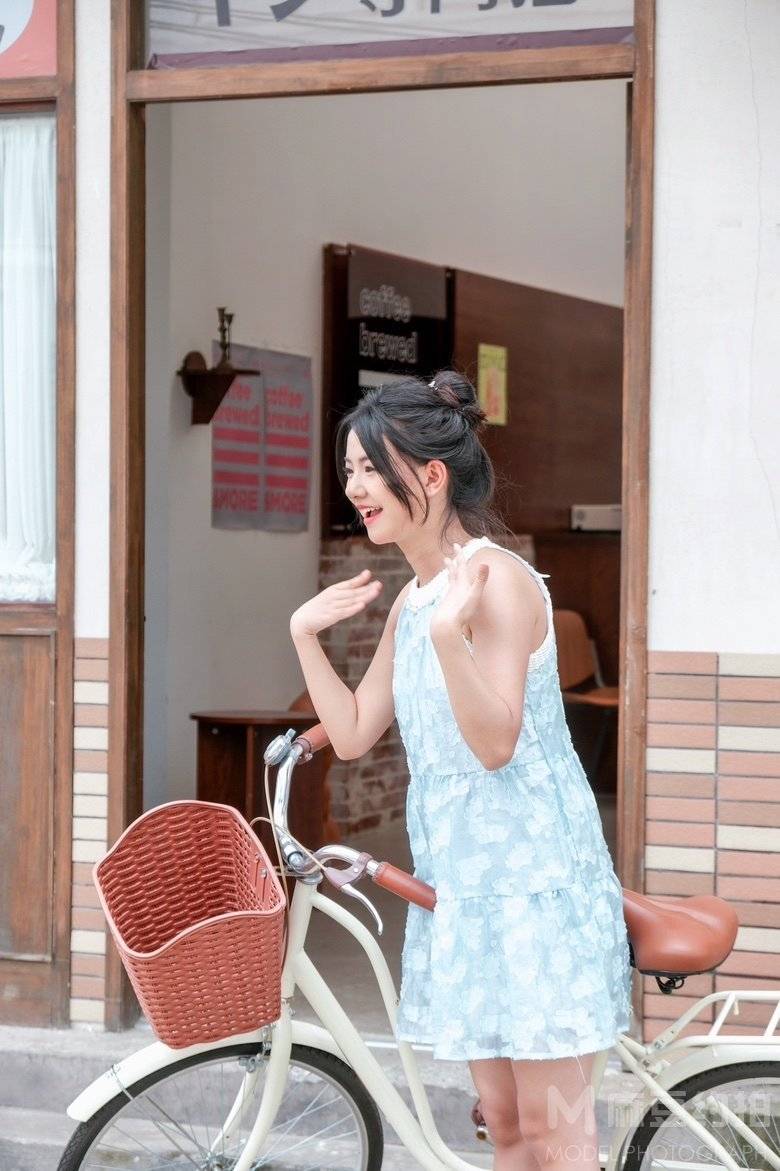 胶片模特