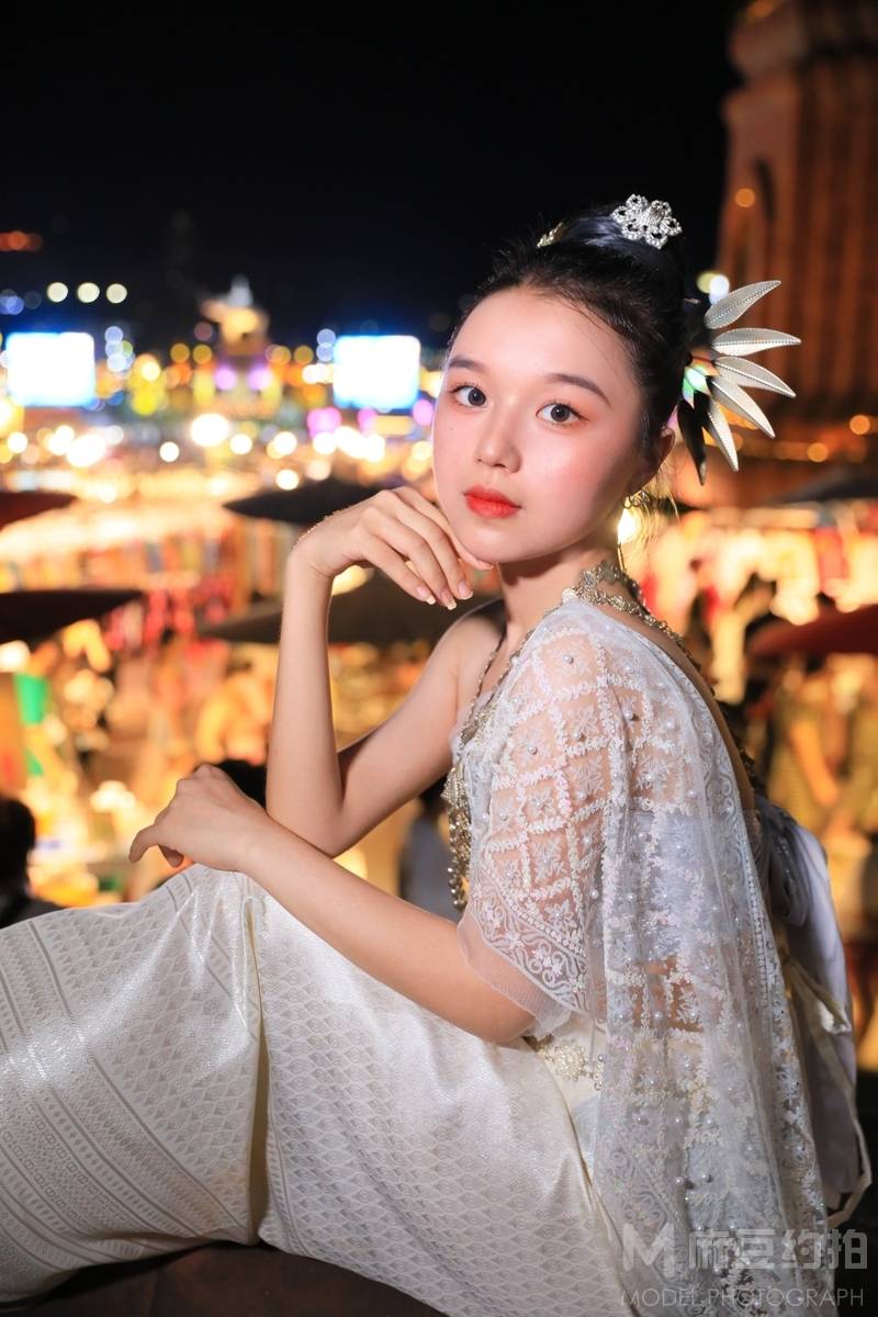 夜景模特