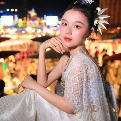 夜景模特