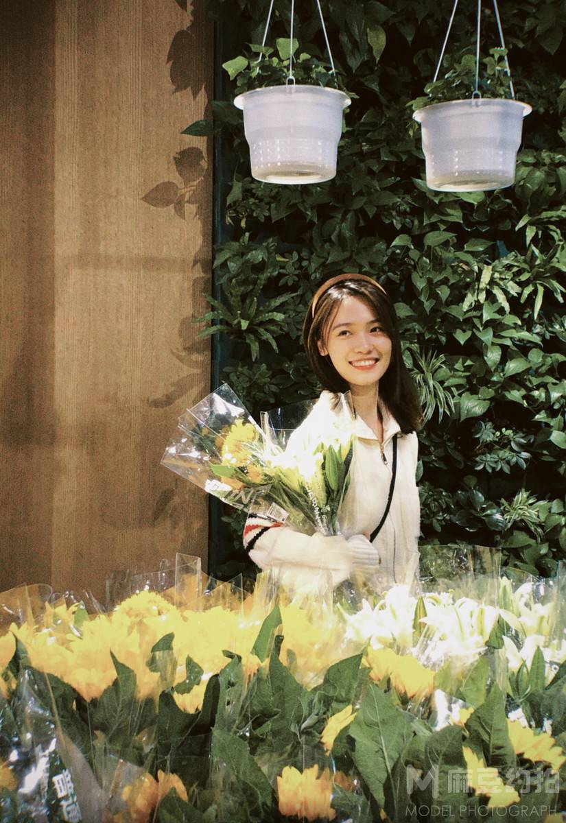 校园模特