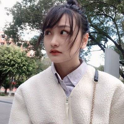 宝丽来模特
