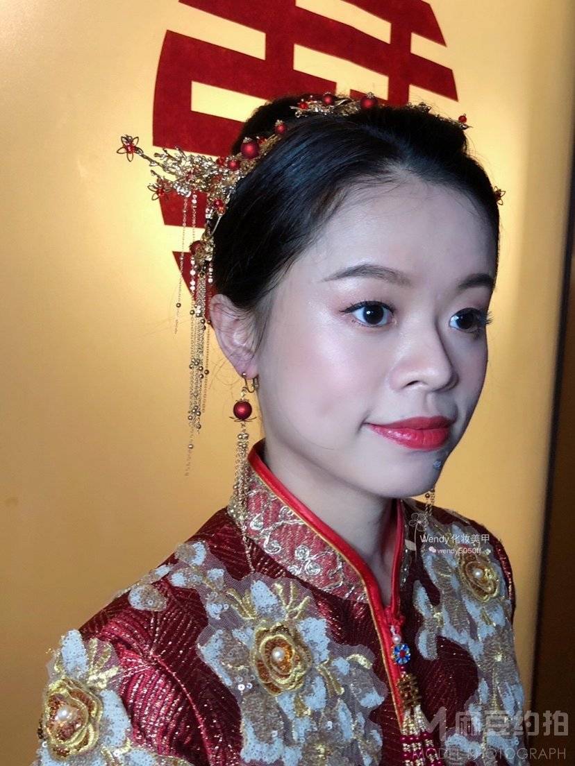 妆容模特