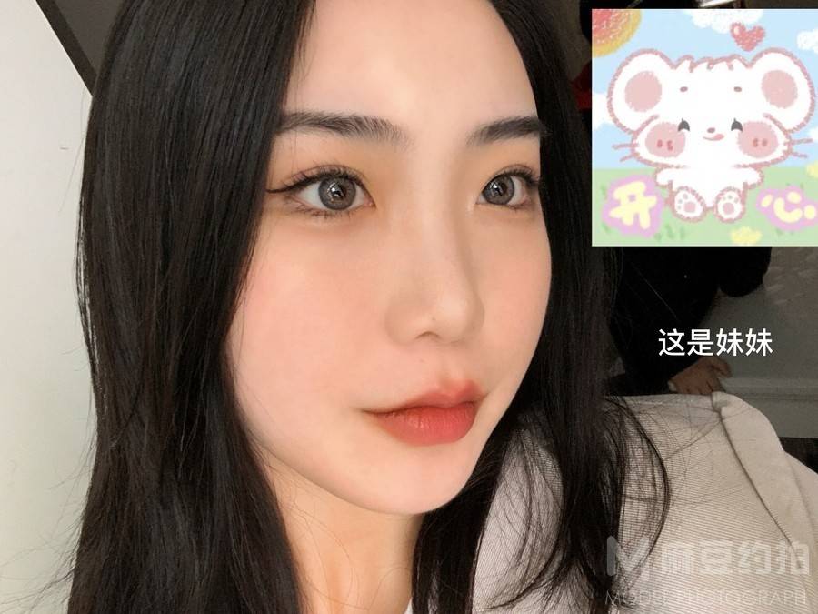 妆容模特