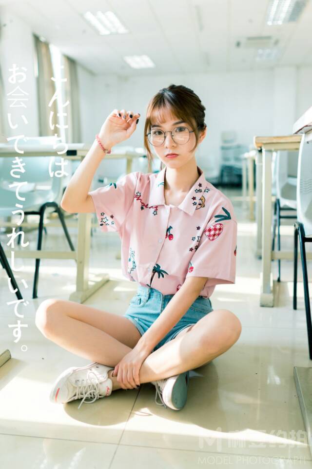校园模特
