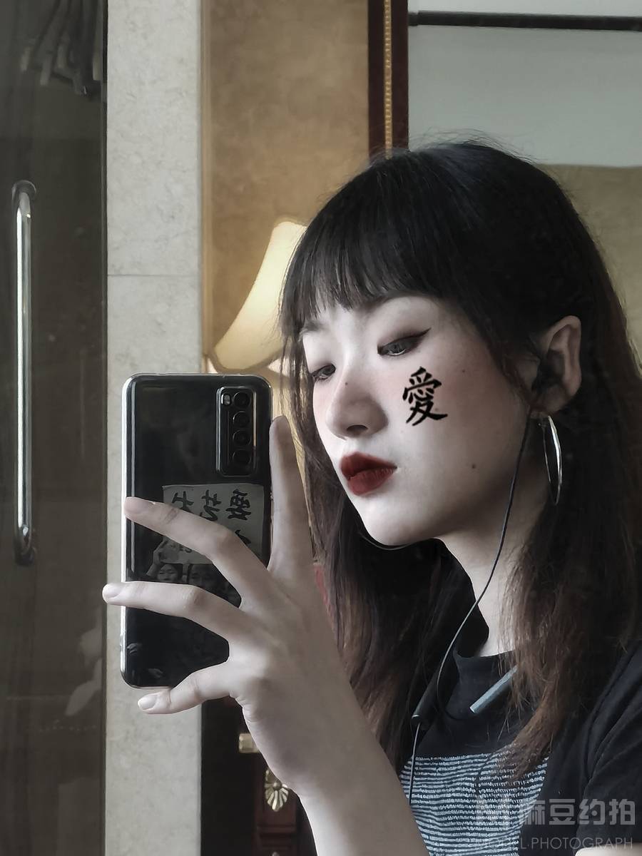 暗黑模特