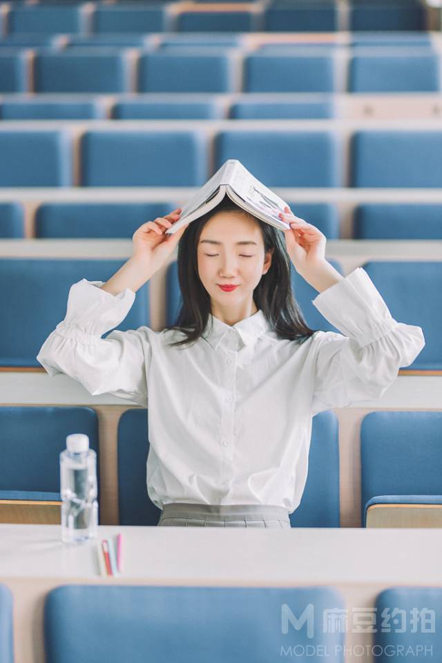 校园模特