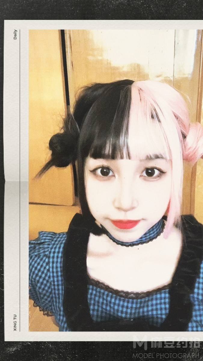 校园模特